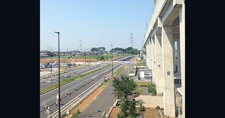 千葉県 つくばエクスプレス柏たなか駅 LED道路照明